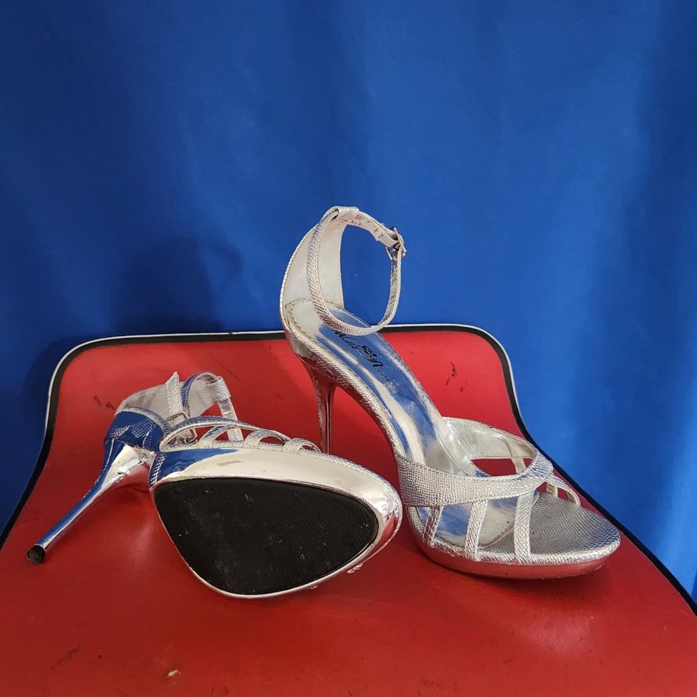 Stellar Silver Wild Rose Open-toe Heels